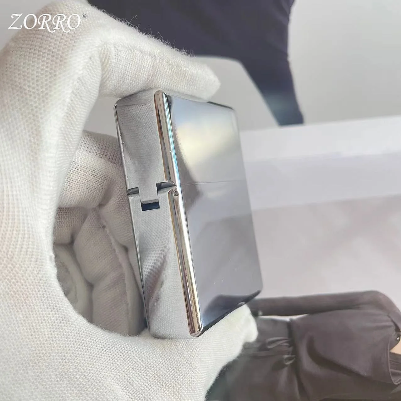 Zorro 912 Retro High End Water - огляд і ціна Lighter Insert Zippo